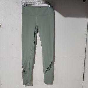 ALO Yoga‎ Mint Green Leggings with Lattice Detail Women's Size Small